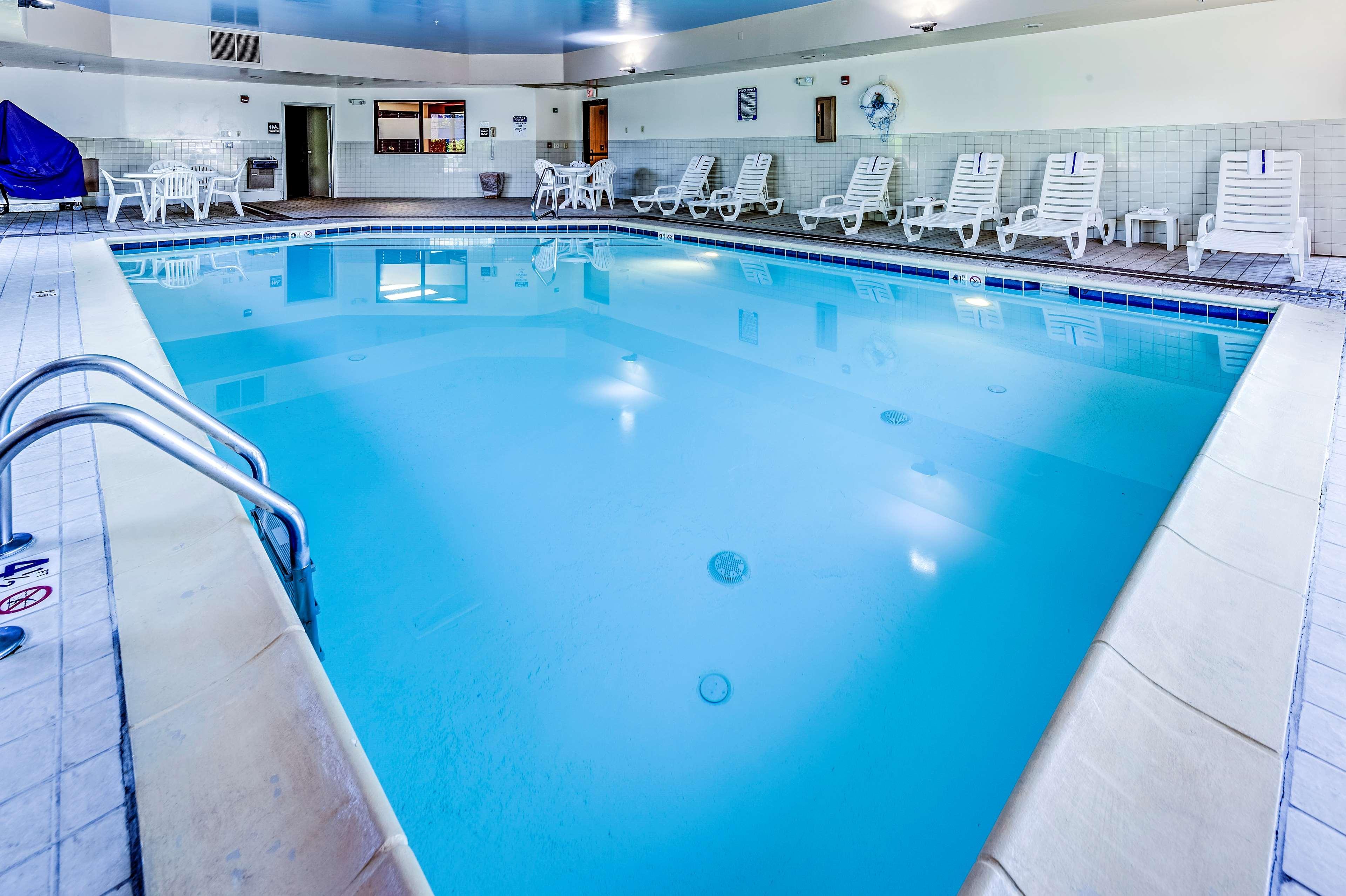 Hampton Inn Columbus I-70E/Hamilton Road Exteriör bild