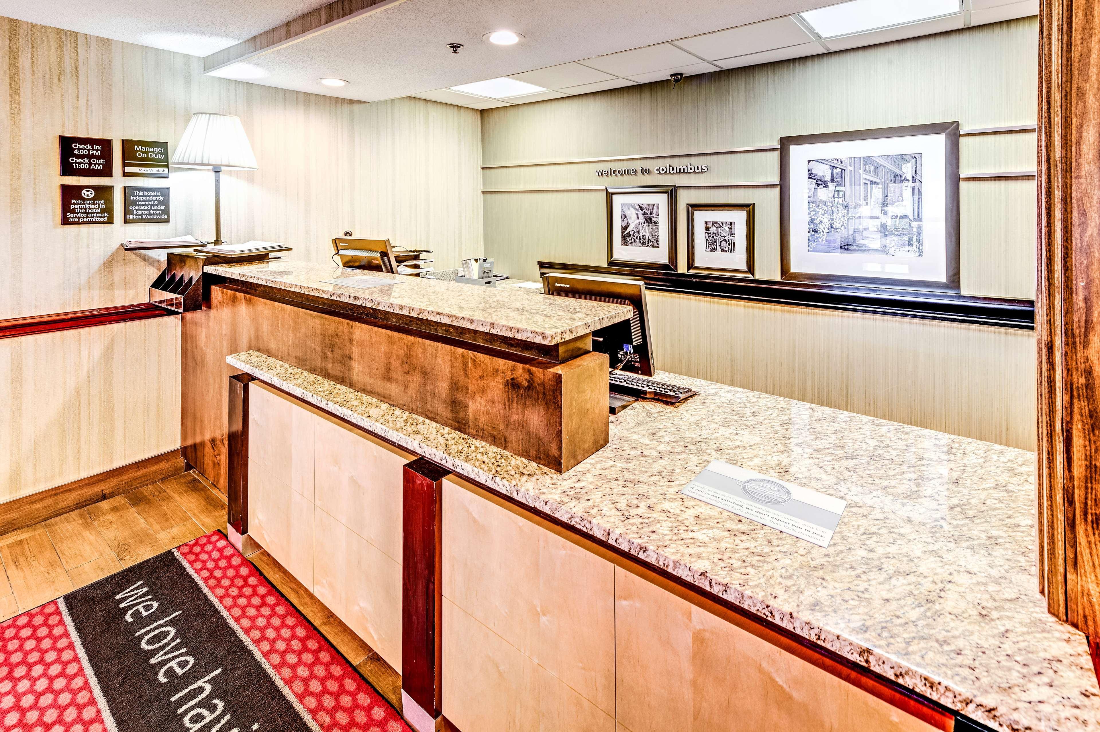 Hampton Inn Columbus I-70E/Hamilton Road Exteriör bild