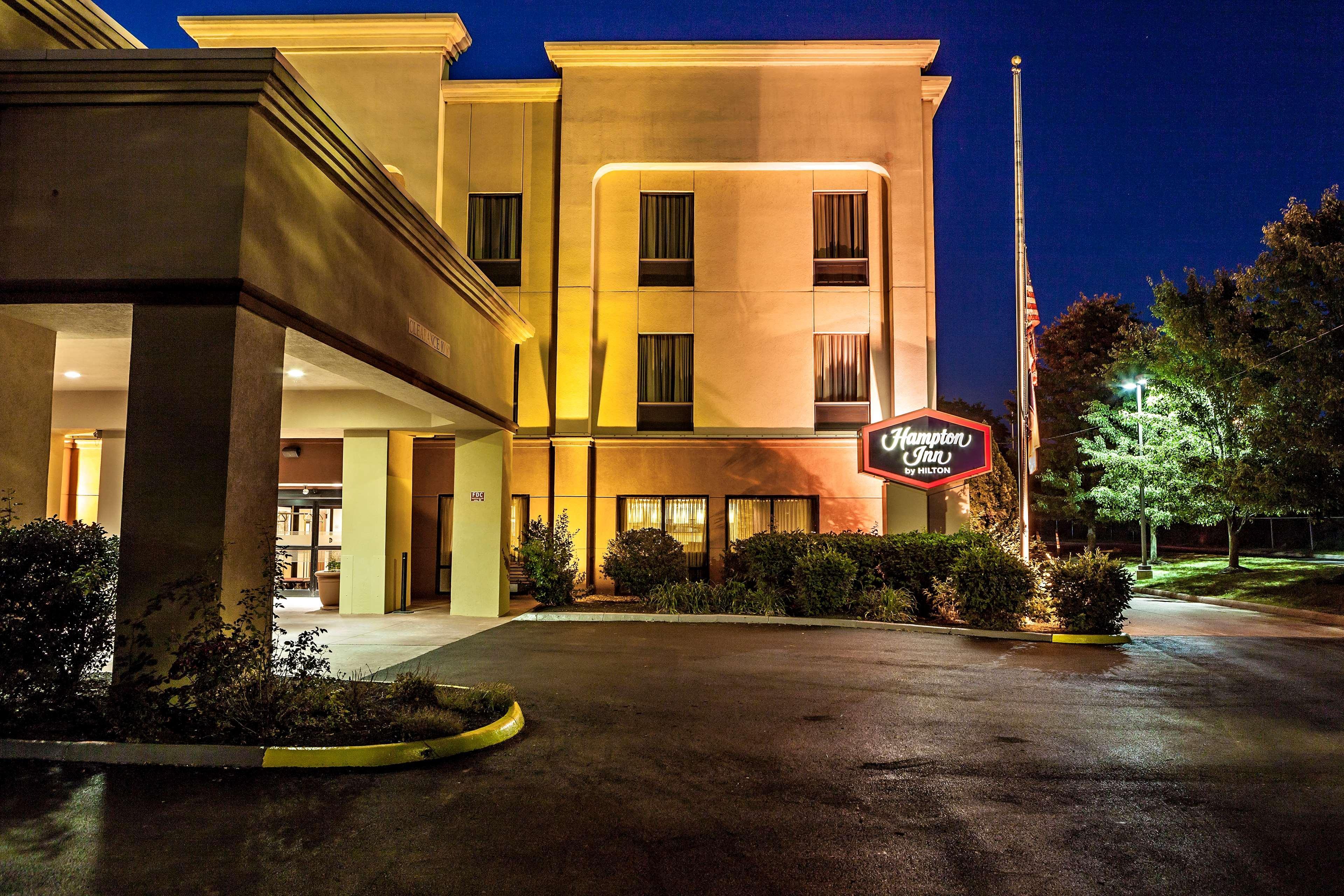 Hampton Inn Columbus I-70E/Hamilton Road Exteriör bild