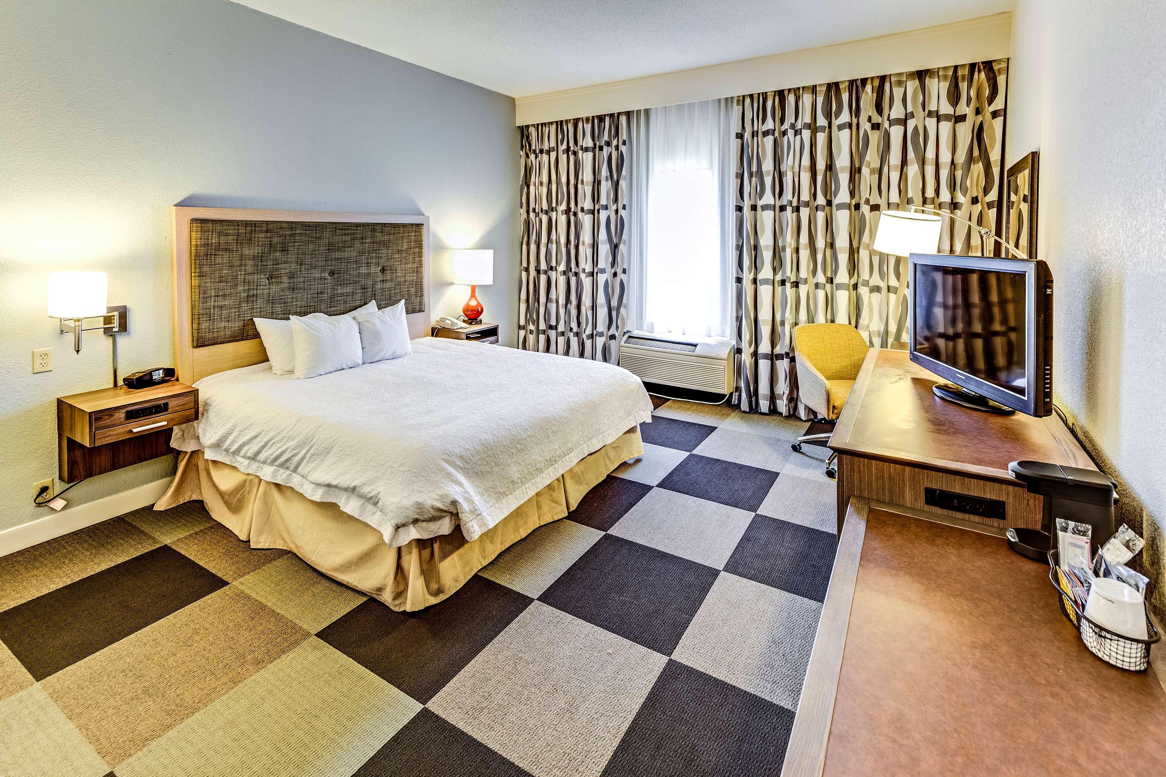 Hampton Inn Columbus I-70E/Hamilton Road Exteriör bild